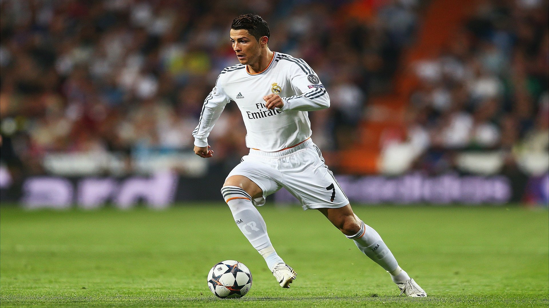 爱游戏娱乐平台-洛杉矶FC主帅谈战术调整,力求突破,洛杉矶fc球衣